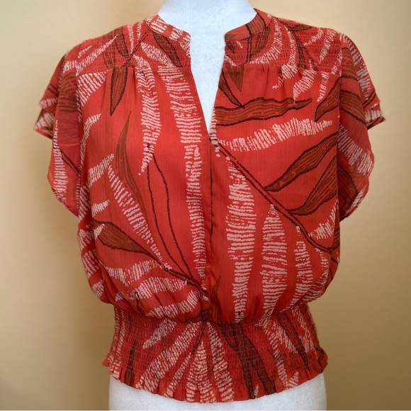 NWOT Cupcakes and cashmere top size M - Picture 1 of 11